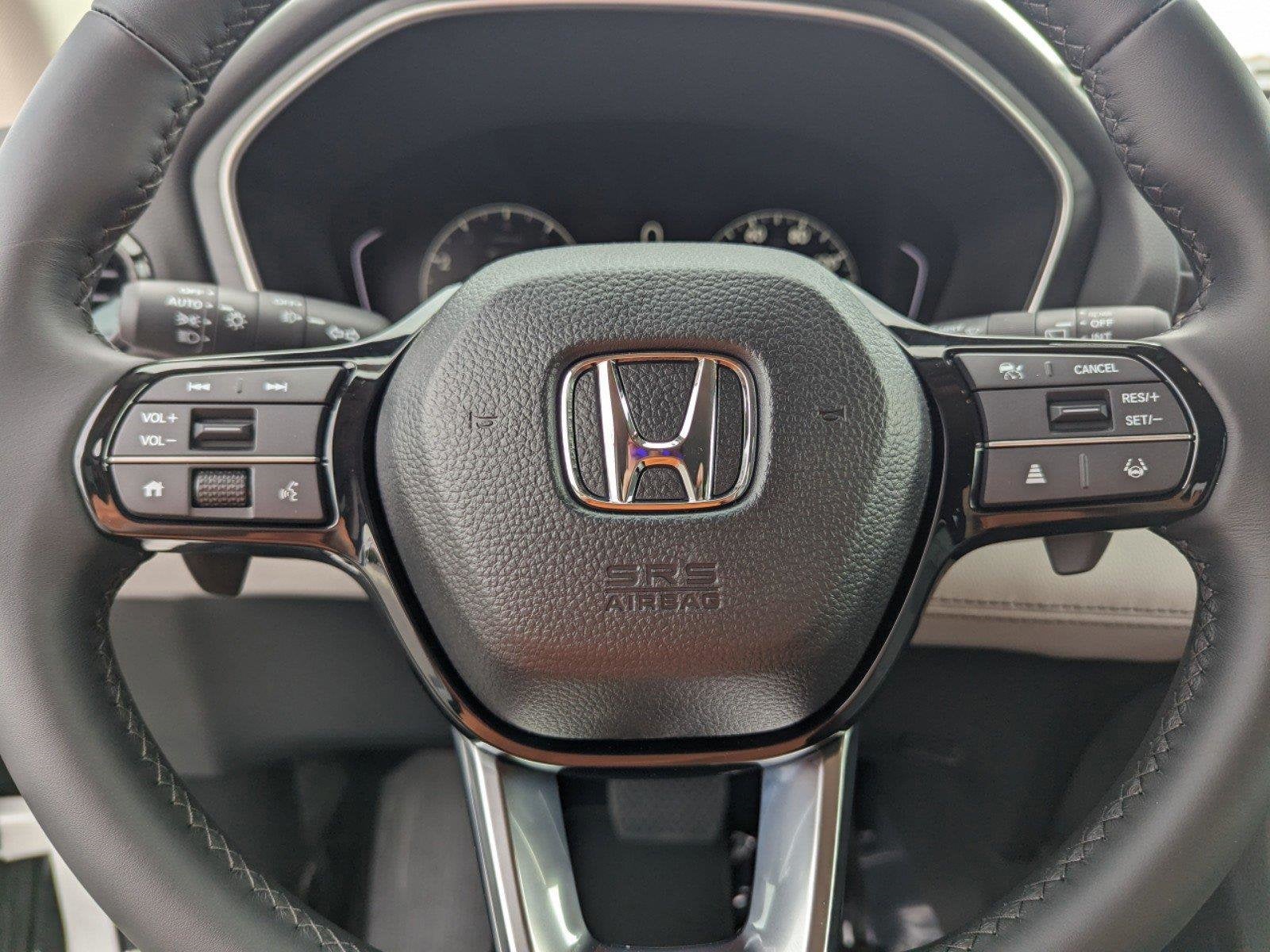 2025 Honda Pilot Touring 2WD